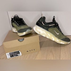 Nike React Live Sneakers